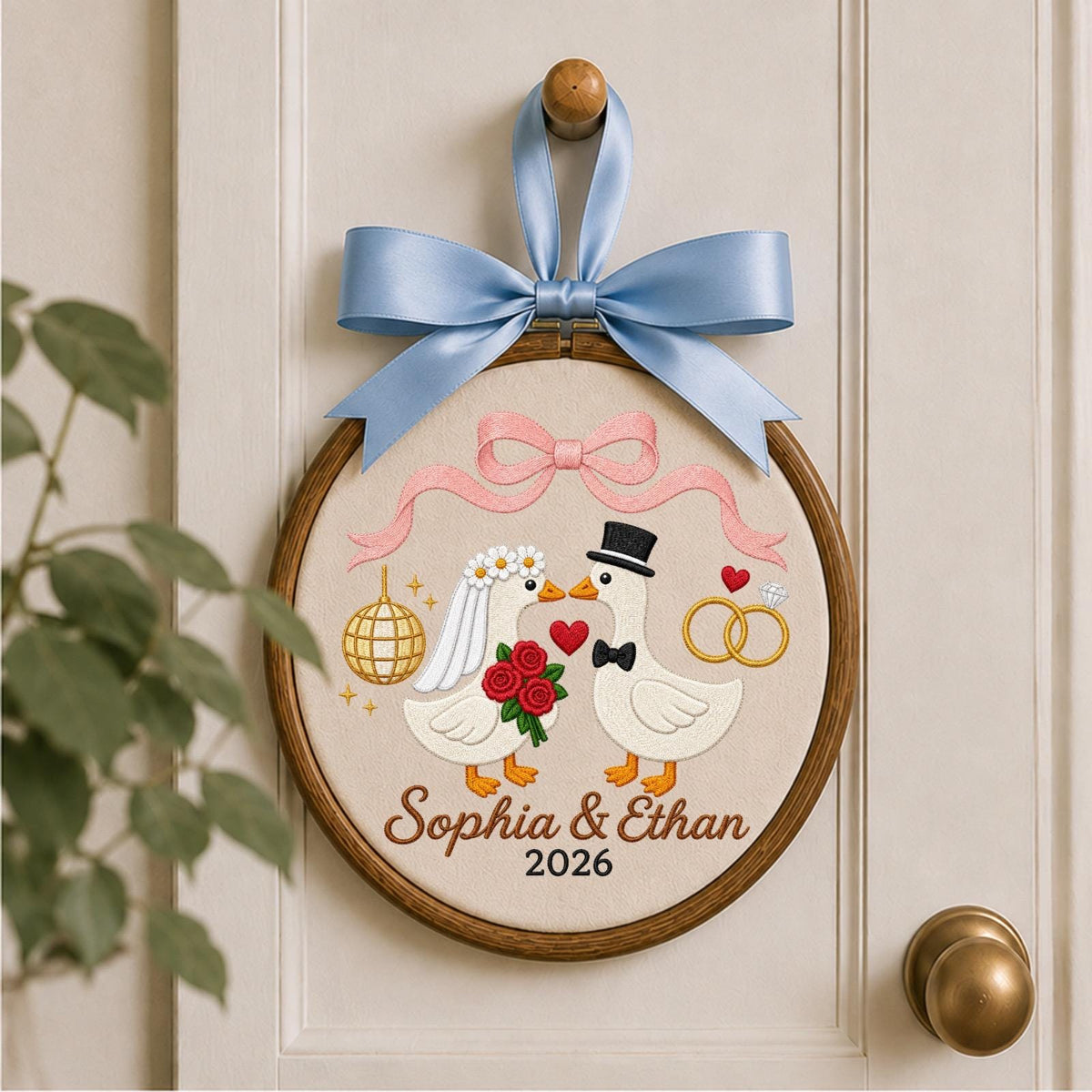 Personalized Embroidered Ornament, Wedding Goose Couple Hoop, Custom Bride and Groom Names, Anniversary Gift, Newlywed Keepsake