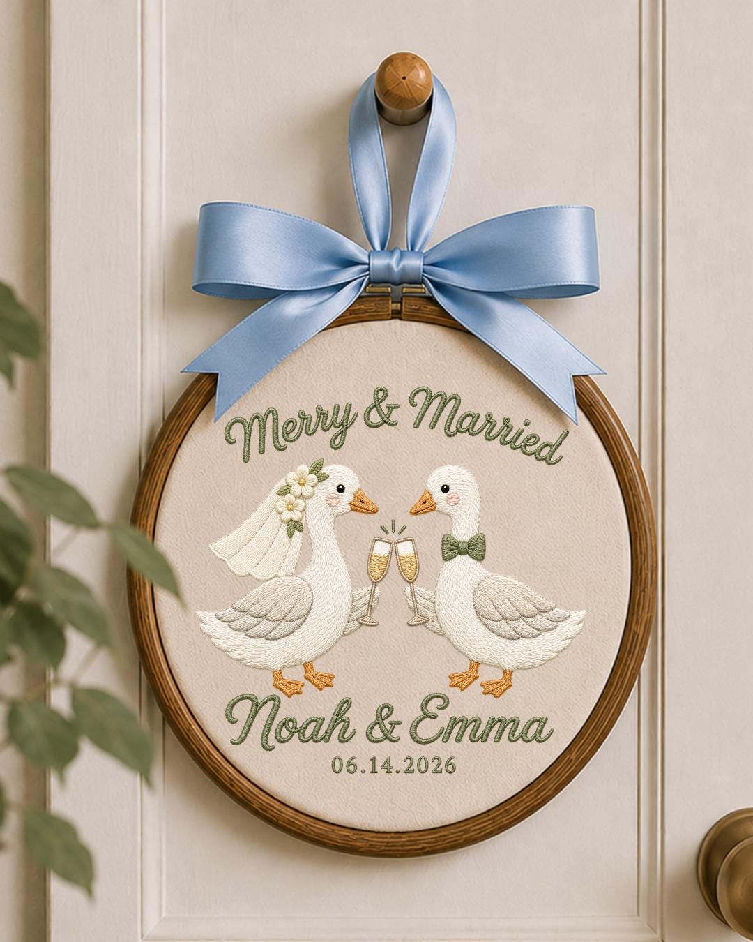 Personalized Embroidered Wedding Goose Ornament, Custom Couple Names and Date Hoop, Newlywed Gift, Wedding Keepsake, Anniversary Decor