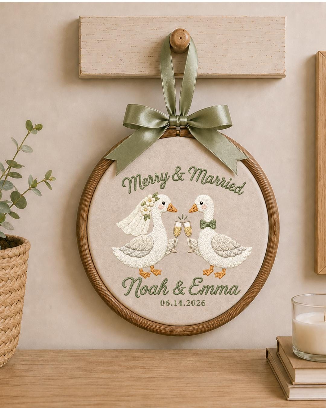 Personalized Embroidered Wedding Goose Ornament, Custom Couple Names and Date Hoop, Newlywed Gift, Wedding Keepsake, Anniversary Decor