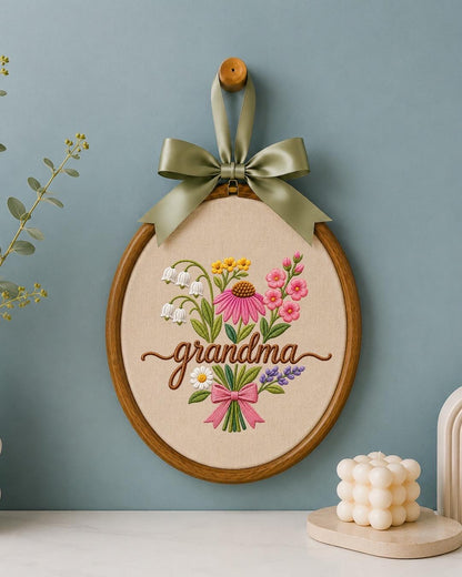 Personalized Grandma Ornament, Floral Embroidered Christmas Ornament, Custom Grandmother Gift, Handmade Embroidery Hoop, Mother's Day Gift