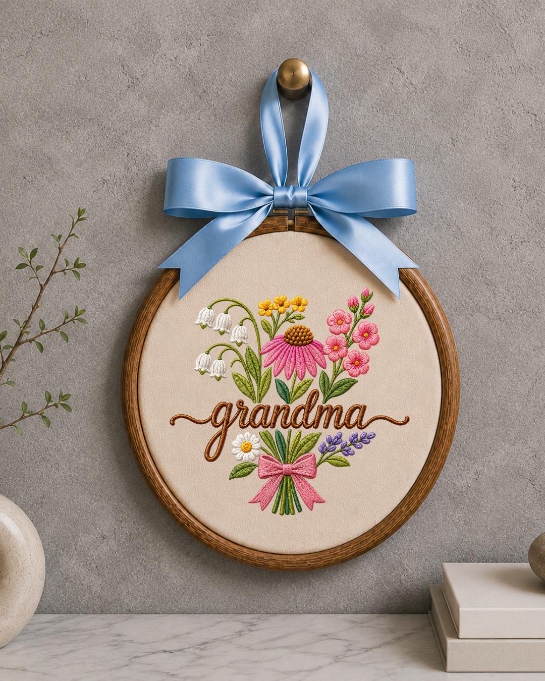 Personalized Grandma Ornament, Floral Embroidered Christmas Ornament, Custom Grandmother Gift, Handmade Embroidery Hoop, Mother's Day Gift
