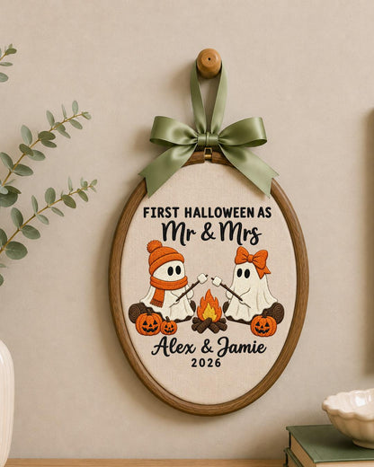 Personalized Halloween Embroidered Ornament, First Halloween Mr and Mrs Gift, Custom Couple Names, Ghost Newlywed Keepsake