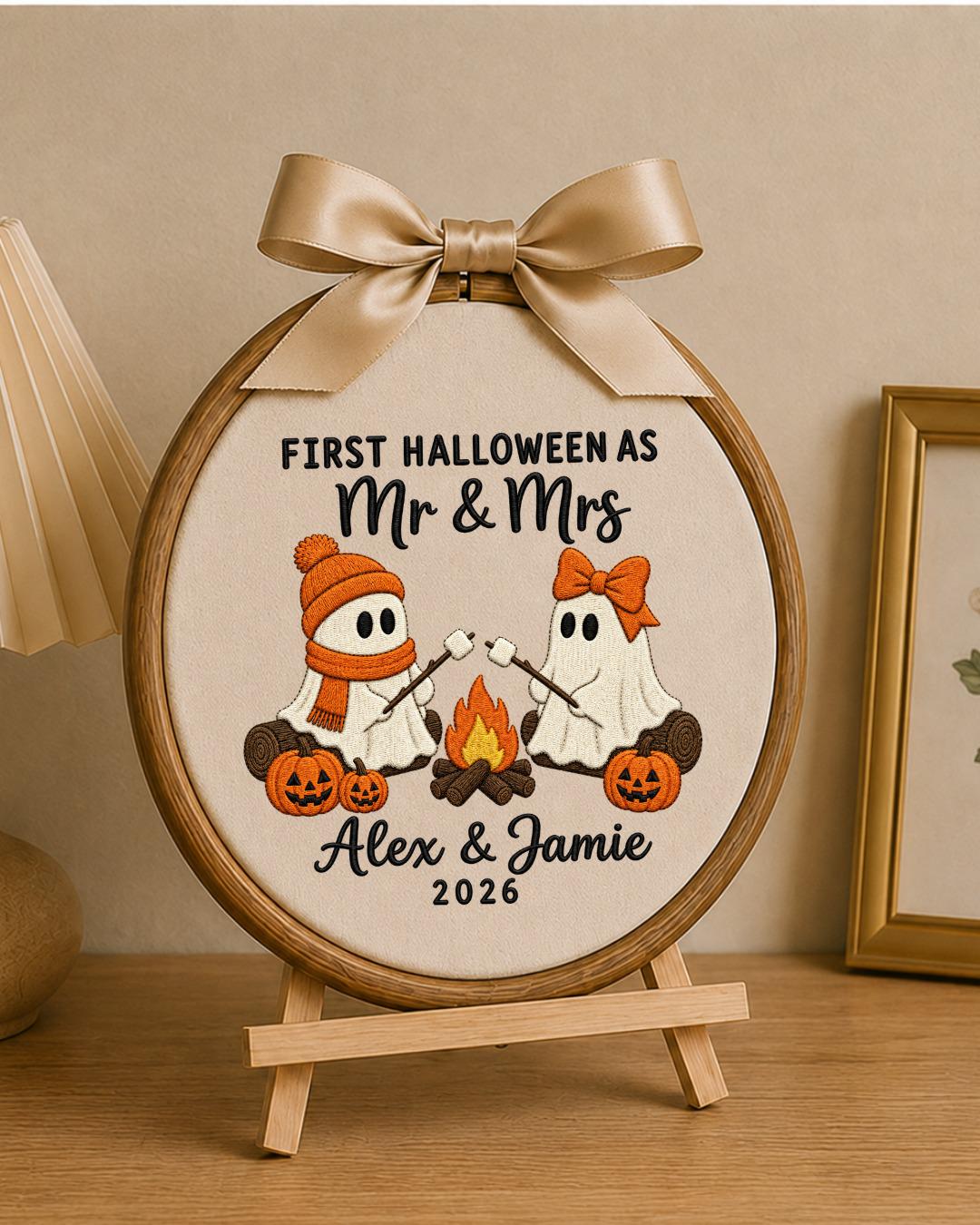 Personalized Halloween Embroidered Ornament, First Halloween Mr and Mrs Gift, Custom Couple Names, Ghost Newlywed Keepsake