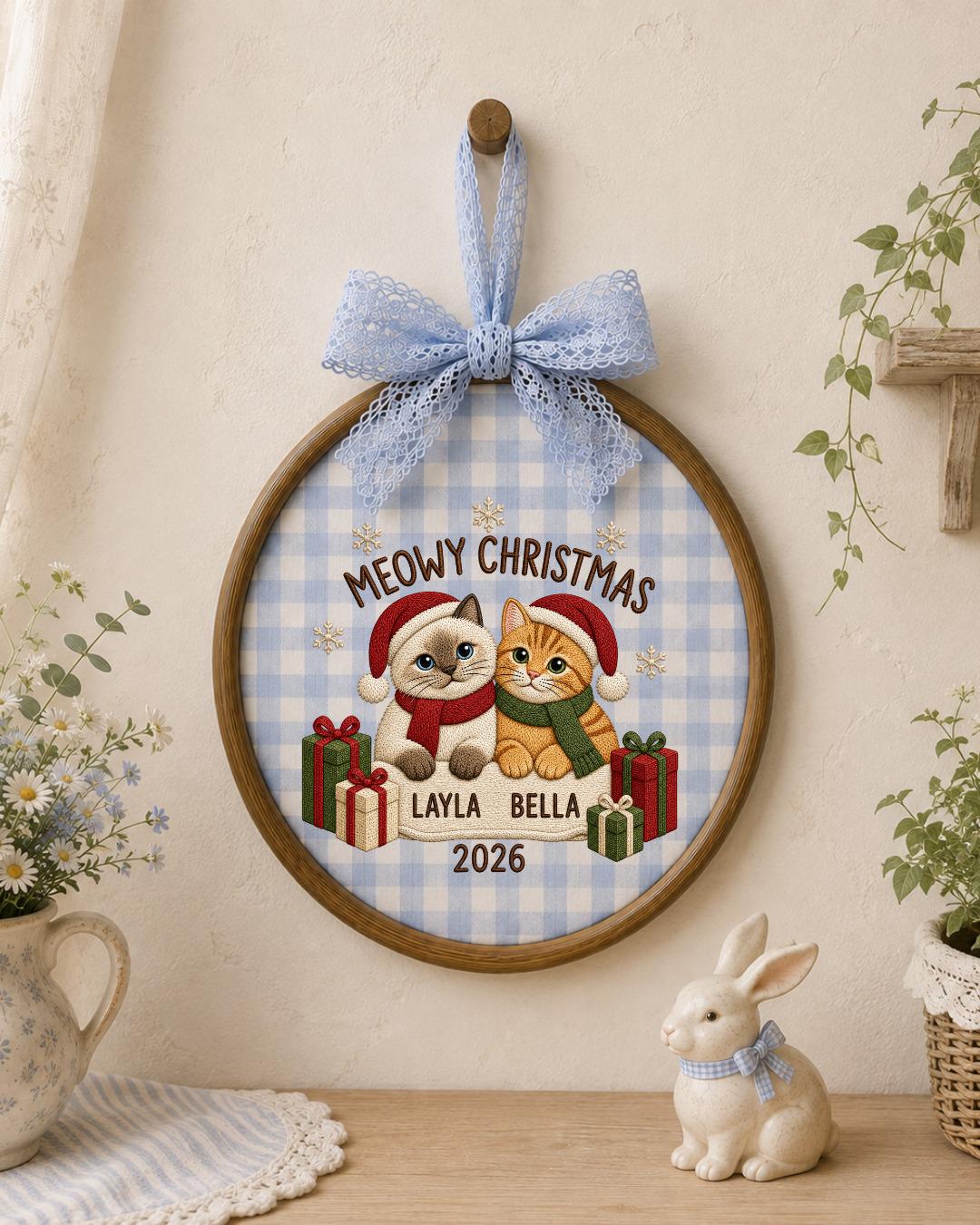 Personalized Christmas Cat Embroidered Ornament, Custom Pet Name Hoop, Meowy Christmas Decor, Cat Lover Gift, Holiday Keepsake