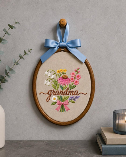 Personalized Grandma Ornament, Floral Embroidered Christmas Ornament, Custom Grandmother Gift, Handmade Embroidery Hoop, Mother's Day Gift