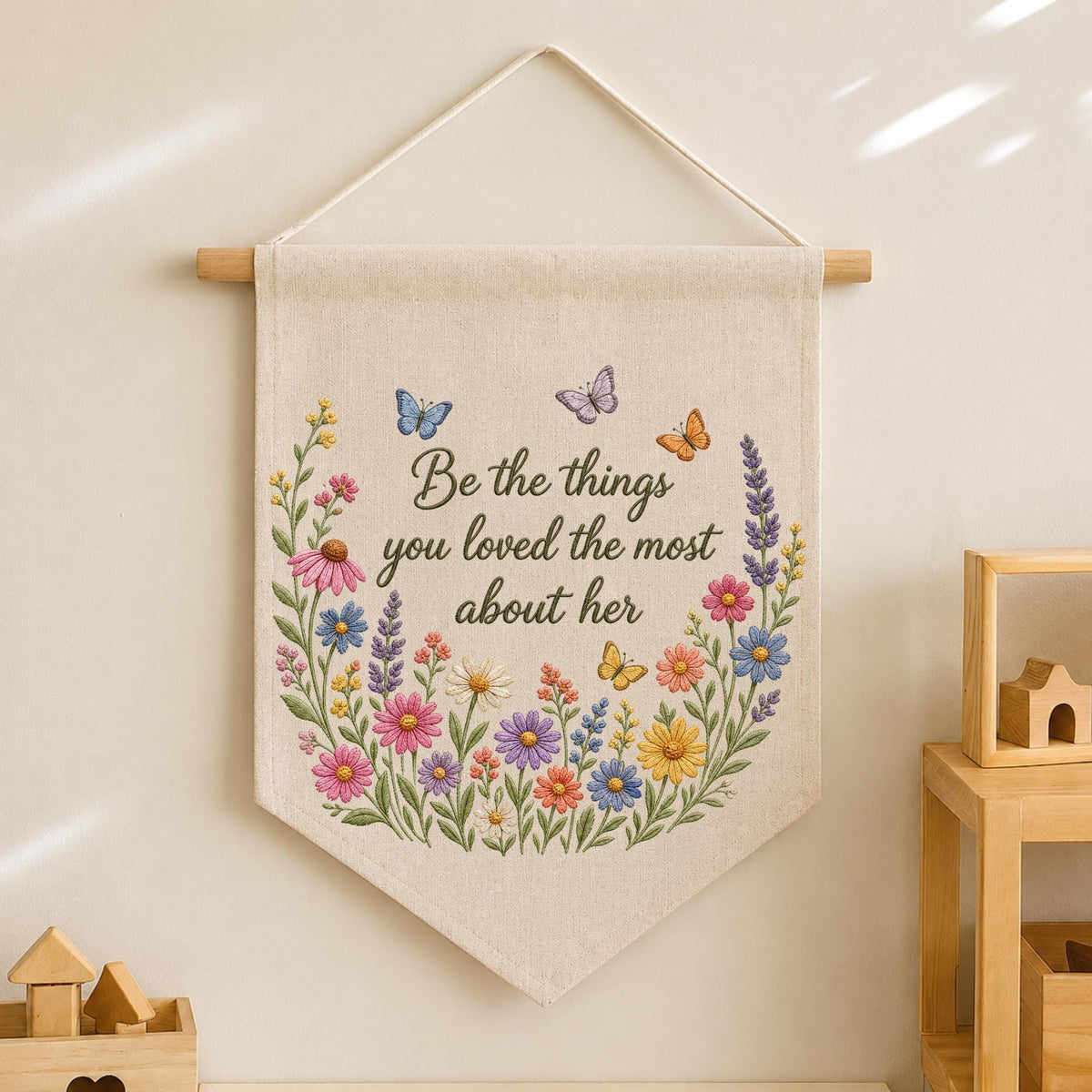 Embroidered Memorial Wall Hanging Banner, Floral Remembrance Quote Decor, Sympathy Gift for Loss of Mother, Bereavement Keepsake