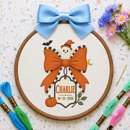 Personalized Halloween Ghost Ornament, Charlie Name Embroidery Hoop, Pumpkin and Bow Decor, Spooky Oval Wall Hanging, Custom Gift