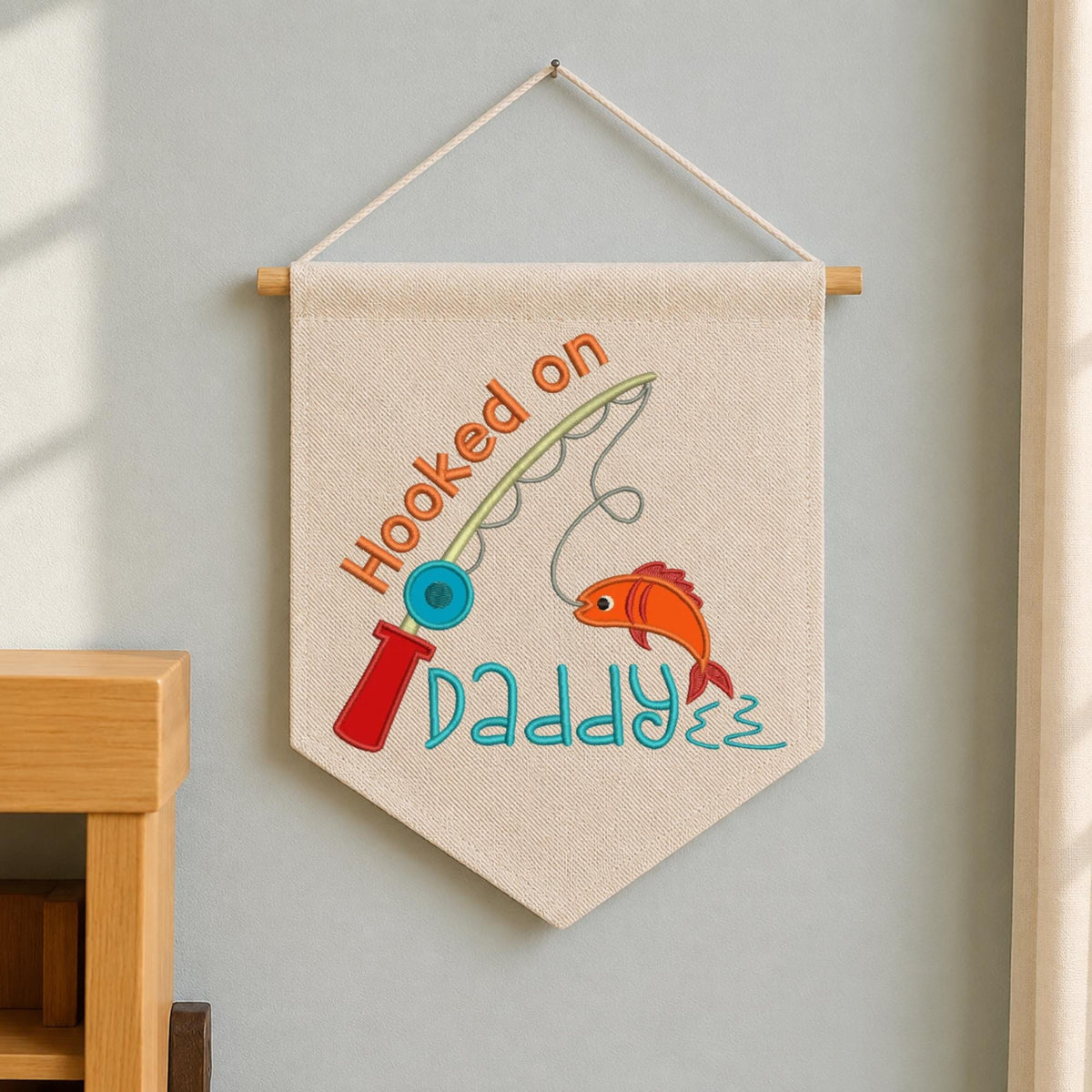Personalized Fishing Dad Banner, Embroidered Hooked on Daddy Wall Hanging, Custom Father’s Day Gift, Fishing Dad Decor