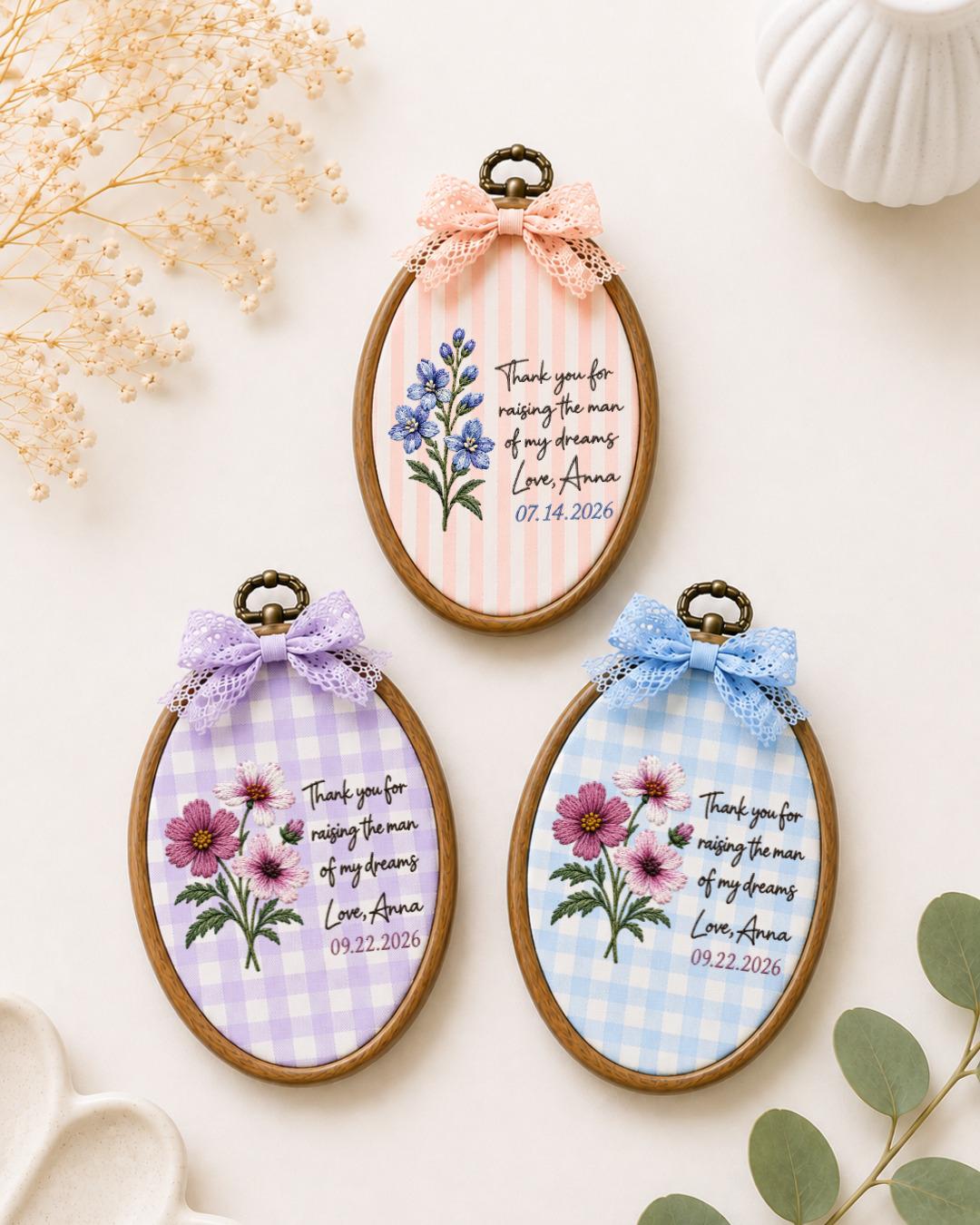 Personalized Mother of Groom Embroidered Ornament, Thank You Wedding Gift, Floral Keepsake Hoop, Wedding Day Gift for Mom