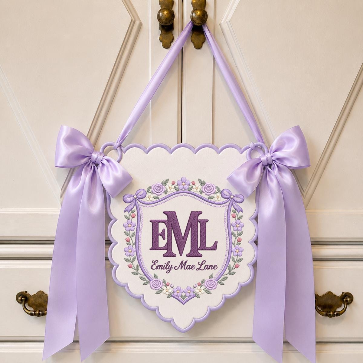 Personalized Monogram Scalloped Banner, Custom Name Initial Embroidered Scalloped Wall Banner Bunny Bird Nursery Wall Sign Decor